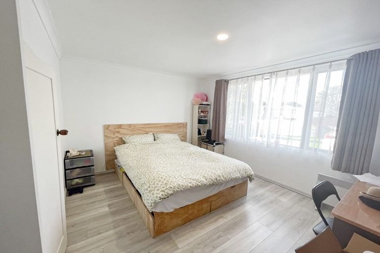 Photo of property in 10 Ascot Avenue, Henderson, Auckland, 0610