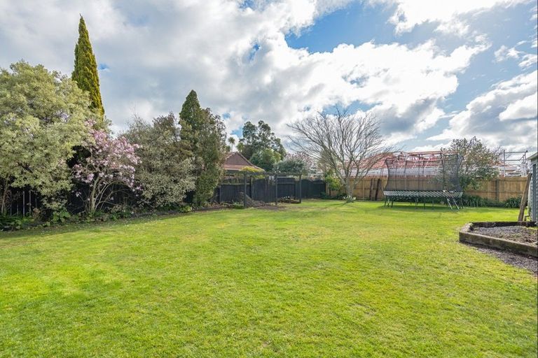 Photo of property in 41 Manapouri Crescent, Hokowhitu, Palmerston North, 4410