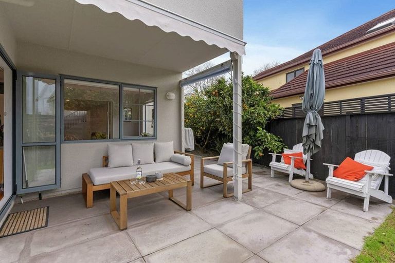 Photo of property in 31a Oakwood Grove, Eastern Beach, Auckland, 2012