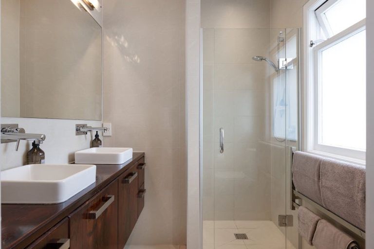 Photo of property in 75b Oceanview Road, Mount Maunganui, 3116