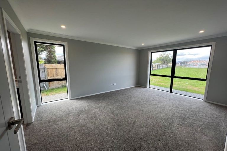 Photo of property in 10 Sanson Place, Levin, 5510