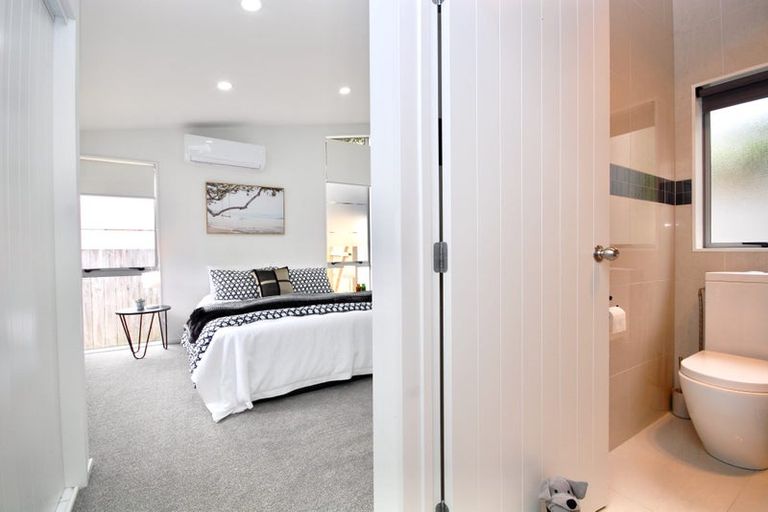 Photo of property in 21a Kia Ora Road, Beach Haven, Auckland, 0626