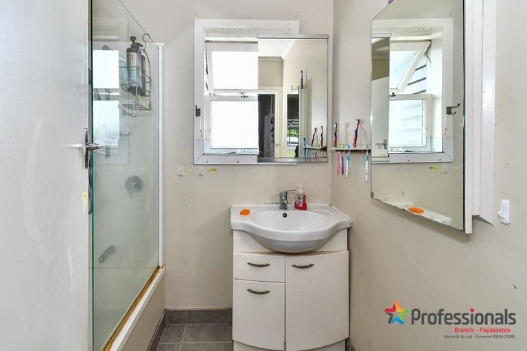 Photo of property in 1/15 Onslow Road, Papakura, 2110