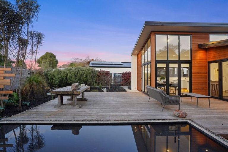 Photo of property in 17 Chislehurst Place, Bryndwr, Christchurch, 8052