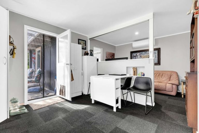 Photo of property in 9c Milne Street, Hunterville, 4730