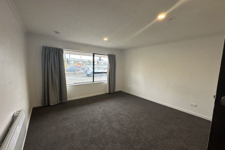 Photo of property in 58 Main North Road, Papanui, Christchurch, 8052