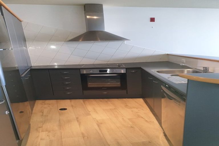 Photo of property in Sirocco Apartments, 606/8 Church Street, Wellington Central, Wellington, 6011