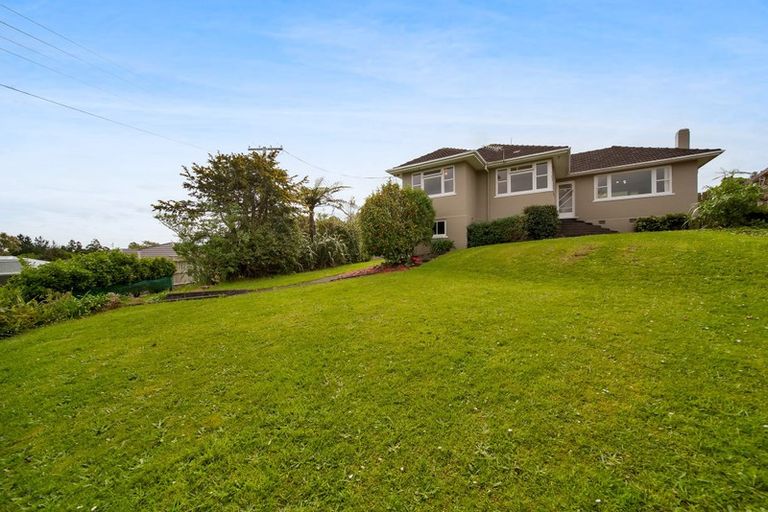 Photo of property in 184 Seaview Road, Westown, New Plymouth, 4310