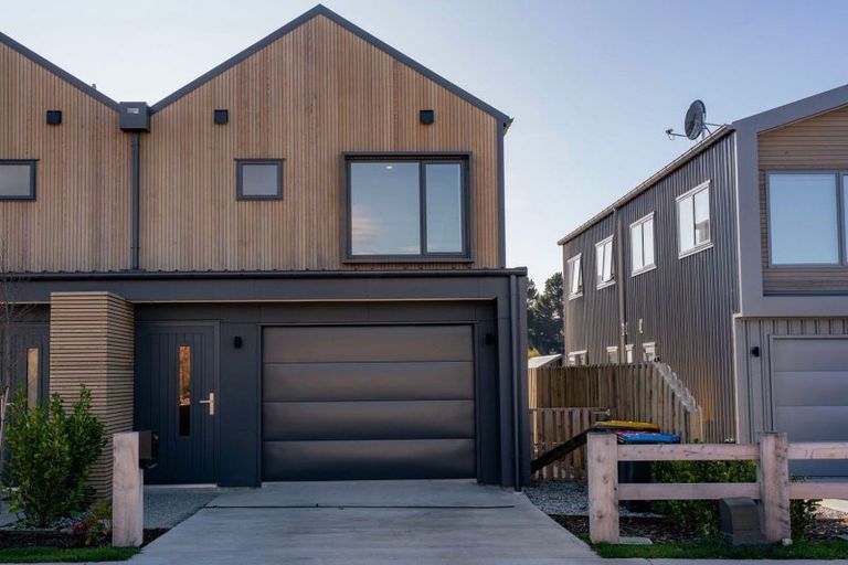 Photo of property in Northlake, 24 Glenavon Green, Wanaka, 9305