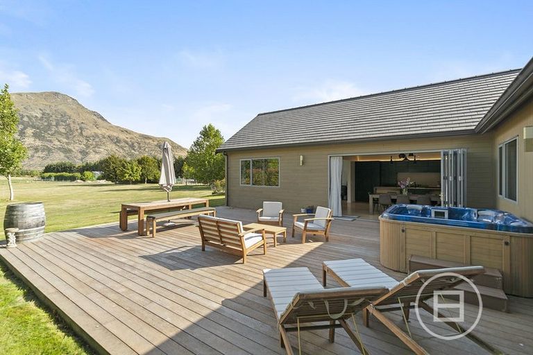 Photo of property in 26 Marshall Avenue, Lake Hayes, Queenstown, 9371