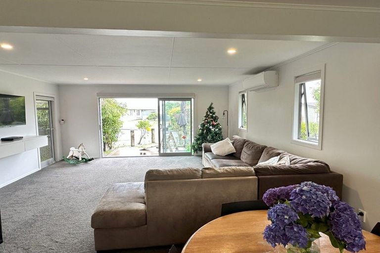 Photo of property in 29 Sutton Avenue, Clive, 4102