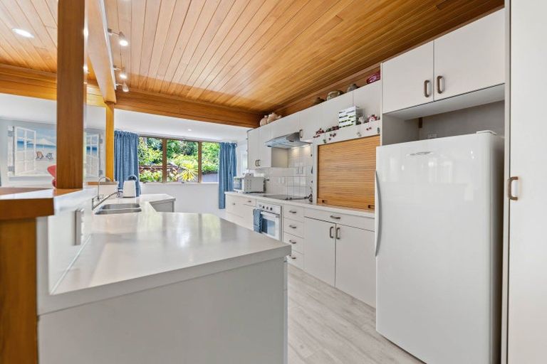 Photo of property in 2/743 Acacia Bay Road, Acacia Bay, Taupo, 3330