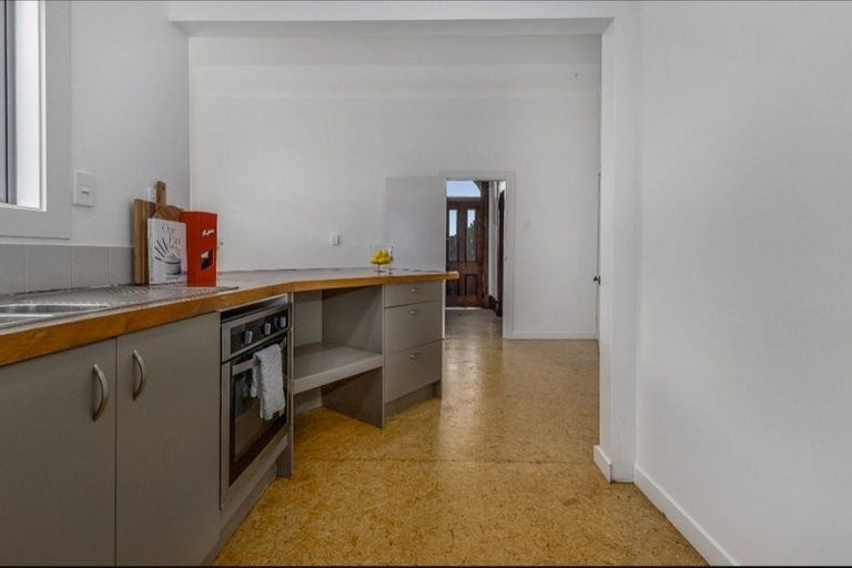 Photo of property in 18 Stout Street, Shannon, 4821