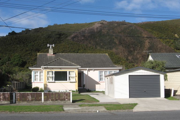 Photo of property in 58 Waddington Drive, Naenae, Lower Hutt, 5011