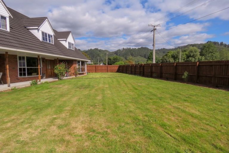 Photo of property in 141-143 Buller Road, Reefton, 7830