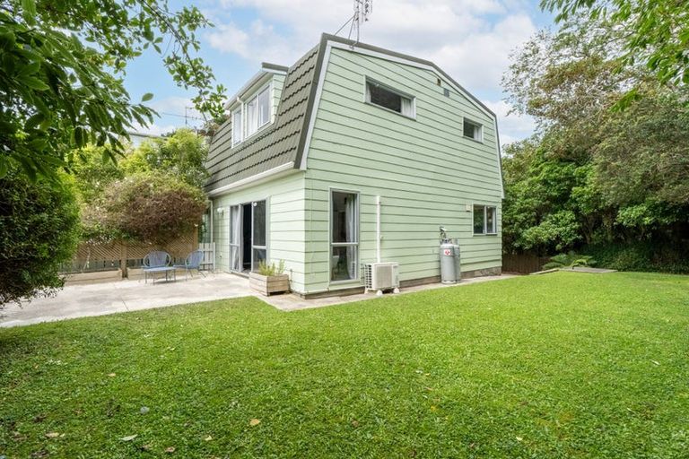 Photo of property in 12/2 Burdendale Grove, Churton Park, Wellington, 6037