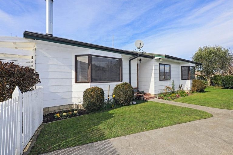 Photo of property in 1242 Louie Street, Parkvale, Hastings, 4122