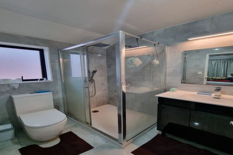 Photo of property in 47 Buckingham Crescent, Papatoetoe, Auckland, 2025