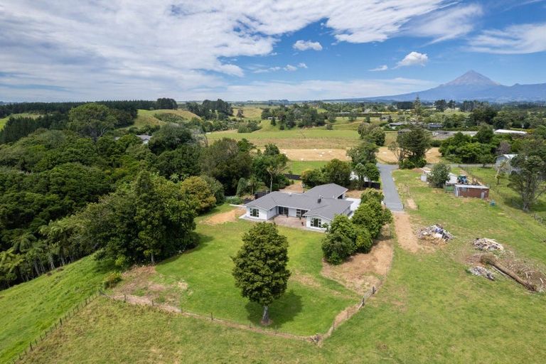 Photo of property in 171 Smart Road, Hillsborough, New Plymouth, 4372