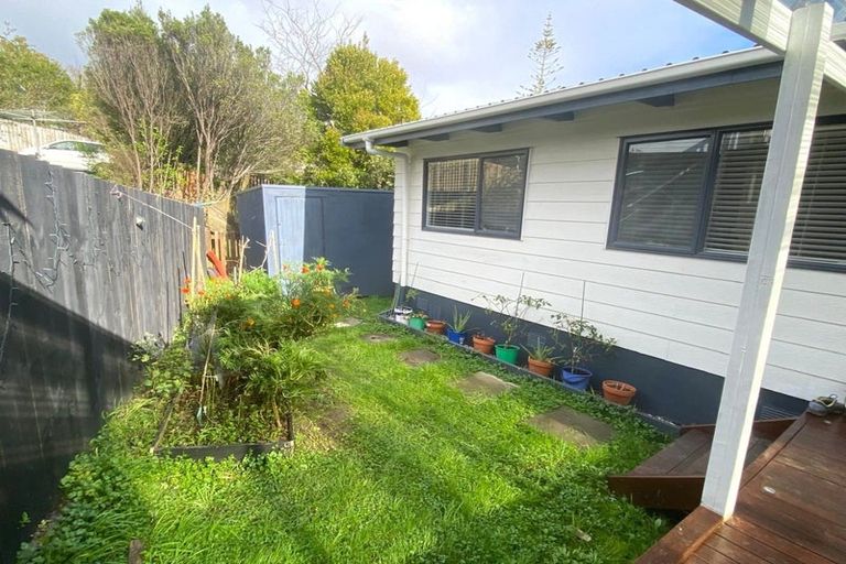Photo of property in 30a Leo Street, Glen Eden, Auckland, 0602