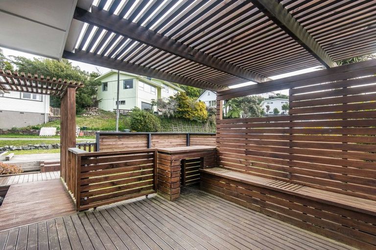 Photo of property in 11 Kimball Place, Johnsonville, Wellington, 6037