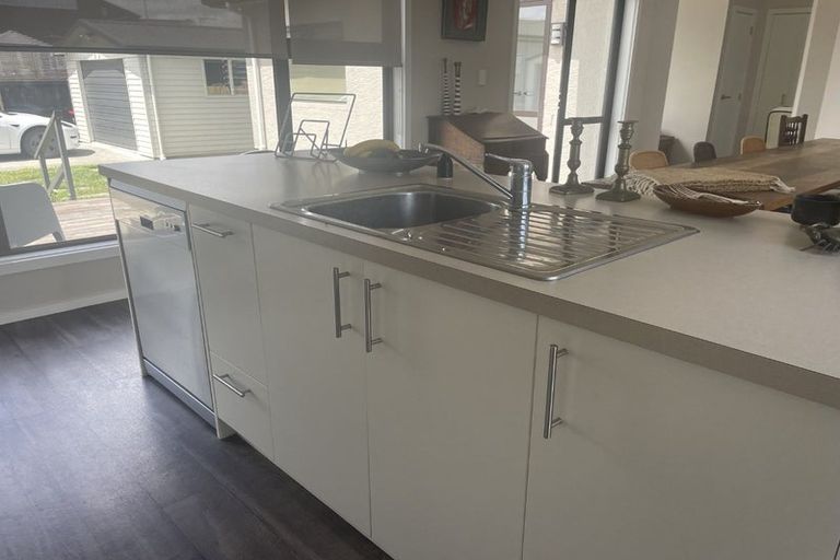 Photo of property in 53b Napier Road, Havelock North, 4130