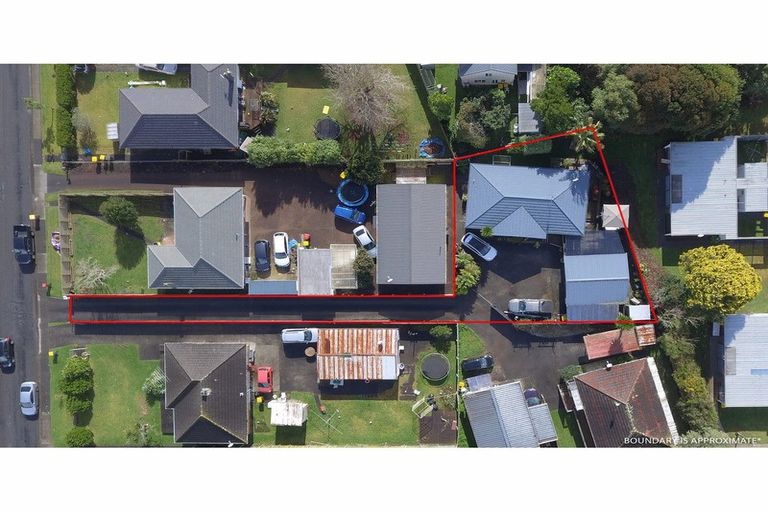 Photo of property in 23a Kervil Avenue, Te Atatu Peninsula, Auckland, 0610