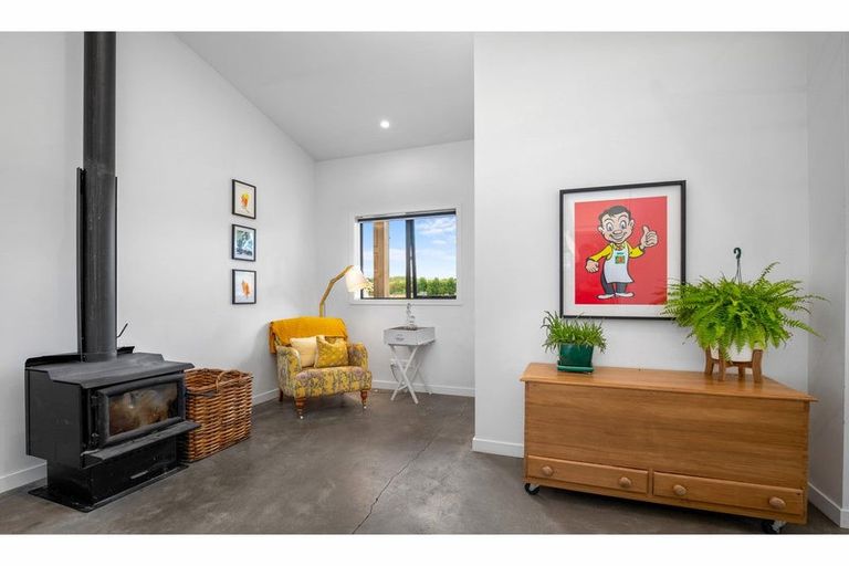 Photo of property in 55 Keddell Road, Springvale, Alexandra, 9393