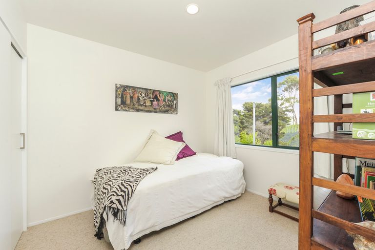 Photo of property in 53 Welsh Hills Road, Swanson, Auckland, 0614