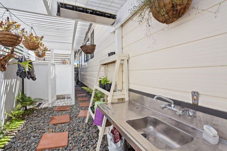 Photo of property in 23 Vista Paku, Pauanui, Hikuai, 3579