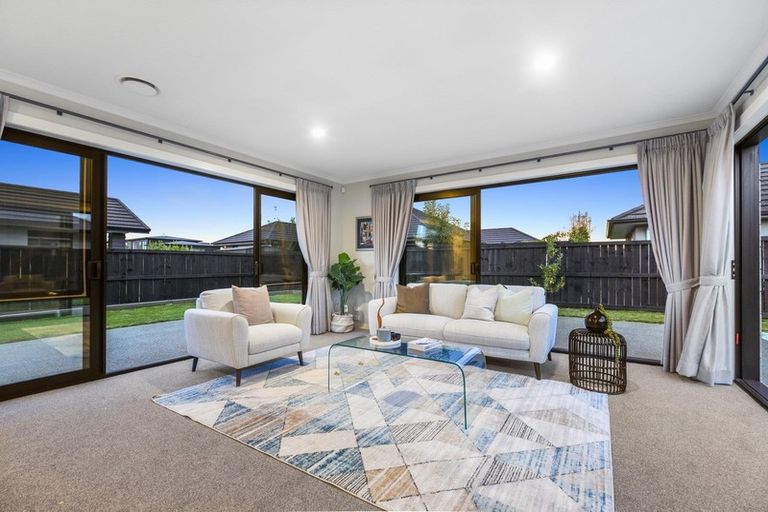 Photo of property in 77 Roy Hilton Drive, Flagstaff, Hamilton, 3210