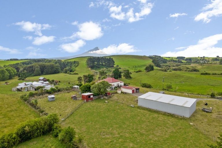 Photo of property in 19 Graves Street, Eltham, 4322