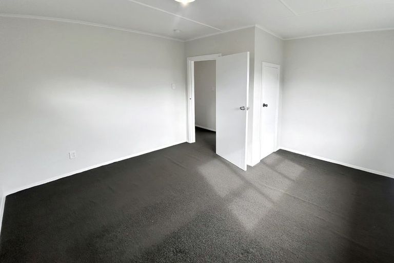 Photo of property in 90a Smart Road, Glen Avon, New Plymouth, 4312