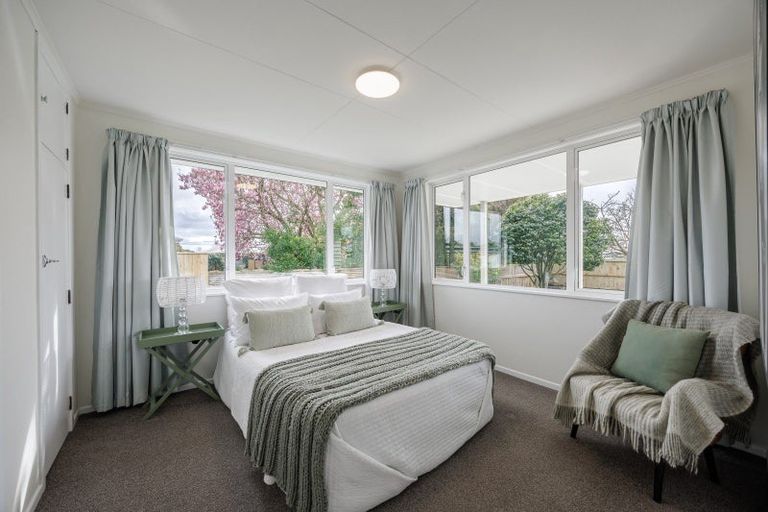 Photo of property in 235 Warwick Road, Mayfair, Hastings, 4122