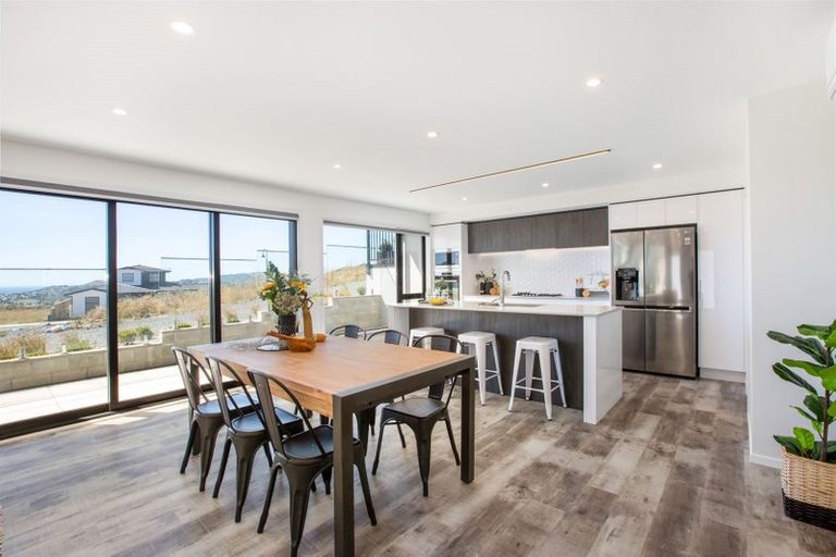 Photo of property in 26b Queen Charlotte Drive, Aotea, Porirua, 5024