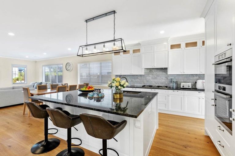 Photo of property in 36 Headland Drive, Long Bay, Auckland, 0630