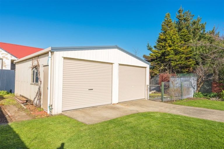 Photo of property in 8 Abbot Street, Gonville, Whanganui, 4501