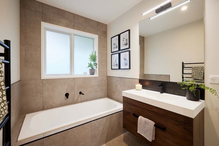 Photo of property in 40 Metoriti Crescent, Karaka, 2124