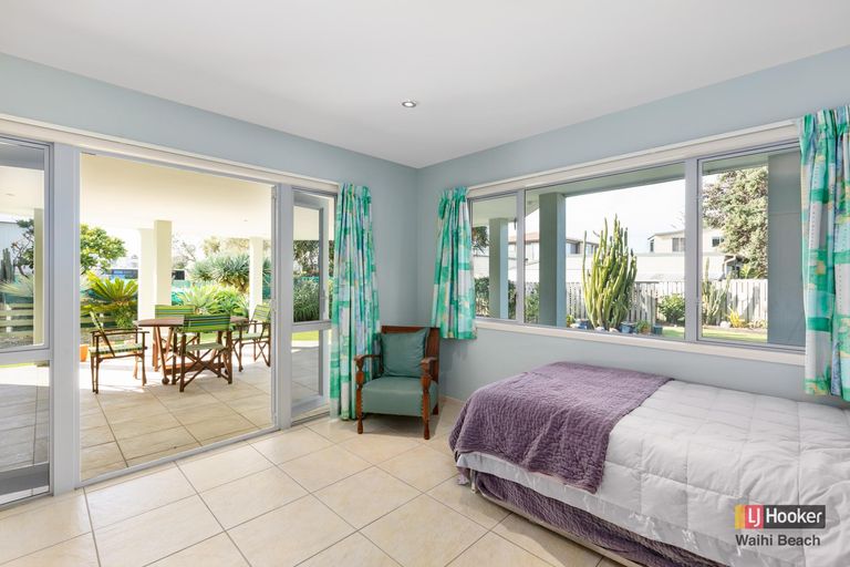 Photo of property in 221 Seaforth Road, Waihi Beach, 3611