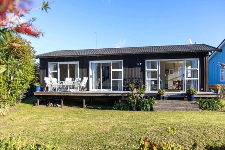 Photo of property in 205 Kenwood Drive, Matarangi, Whitianga, 3592