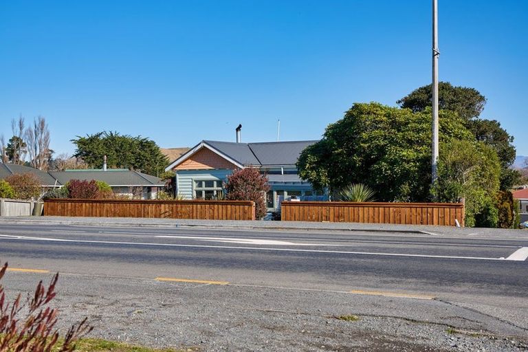 Photo of property in 123 Beach Road, Kaikoura, 7300