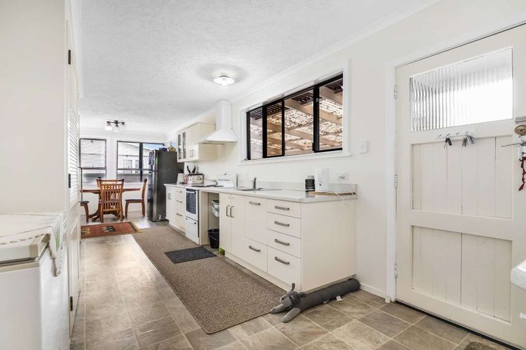 Photo of property in 18 Kowhai Avenue, Edgecumbe, 3120