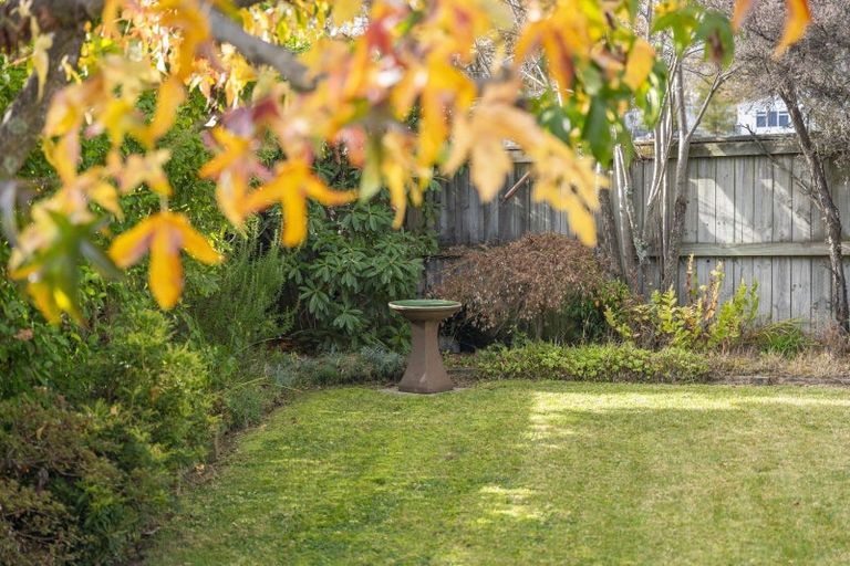 Photo of property in 23 Kereru Street, Two Mile Bay, Taupo, 3330