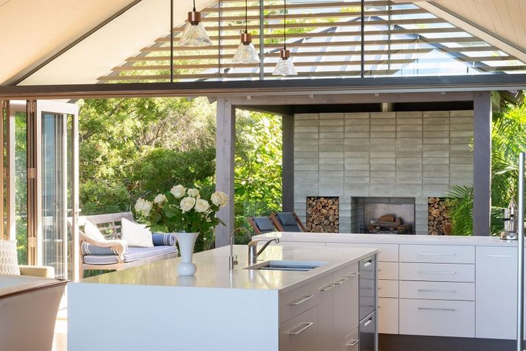 Photo of property in 26 Aotearoa Terrace, Murrays Bay, Auckland, 0630