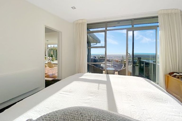 Photo of property in 156 Major Hornbrook Road, Mount Pleasant, Christchurch, 8081