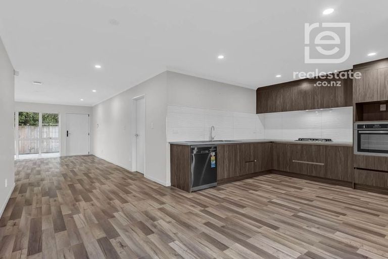 Photo of property in 17f Prictor Street, Papakura, 2110