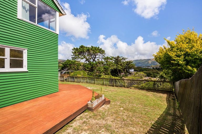 Photo of property in 19 Gloucester Street, Cannons Creek, Porirua, 5024