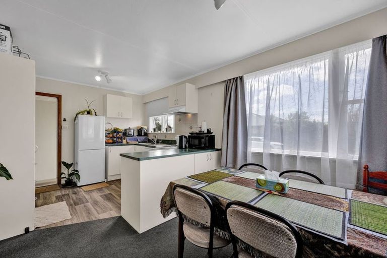 Photo of property in 25 Waihi Road, Hawera, 4610