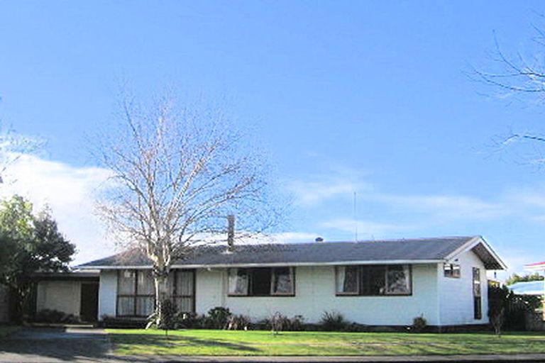 Photo of property in 82 Flaxmere Avenue, Flaxmere, Hastings, 4120