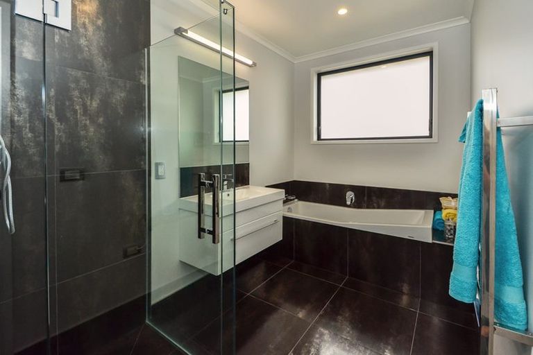 Photo of property in 8 Balmore Crescent, Pokeno, 2402